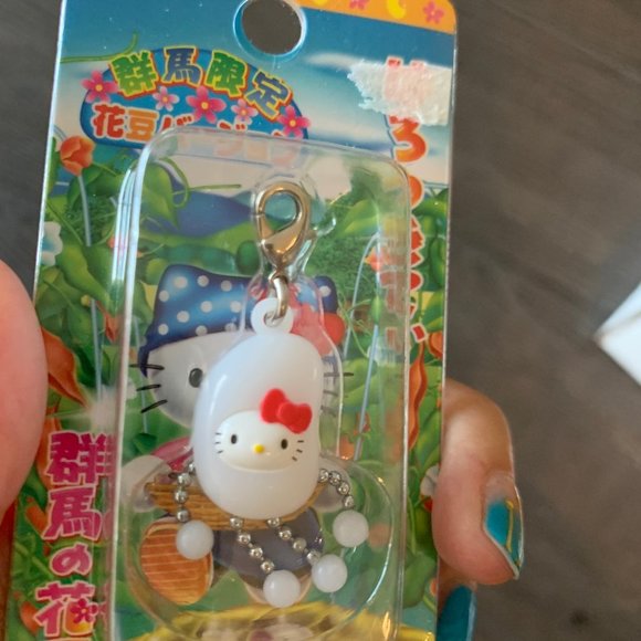 2005 HELLO KITTY RICE CELL CHARM - Picture 3 of 7